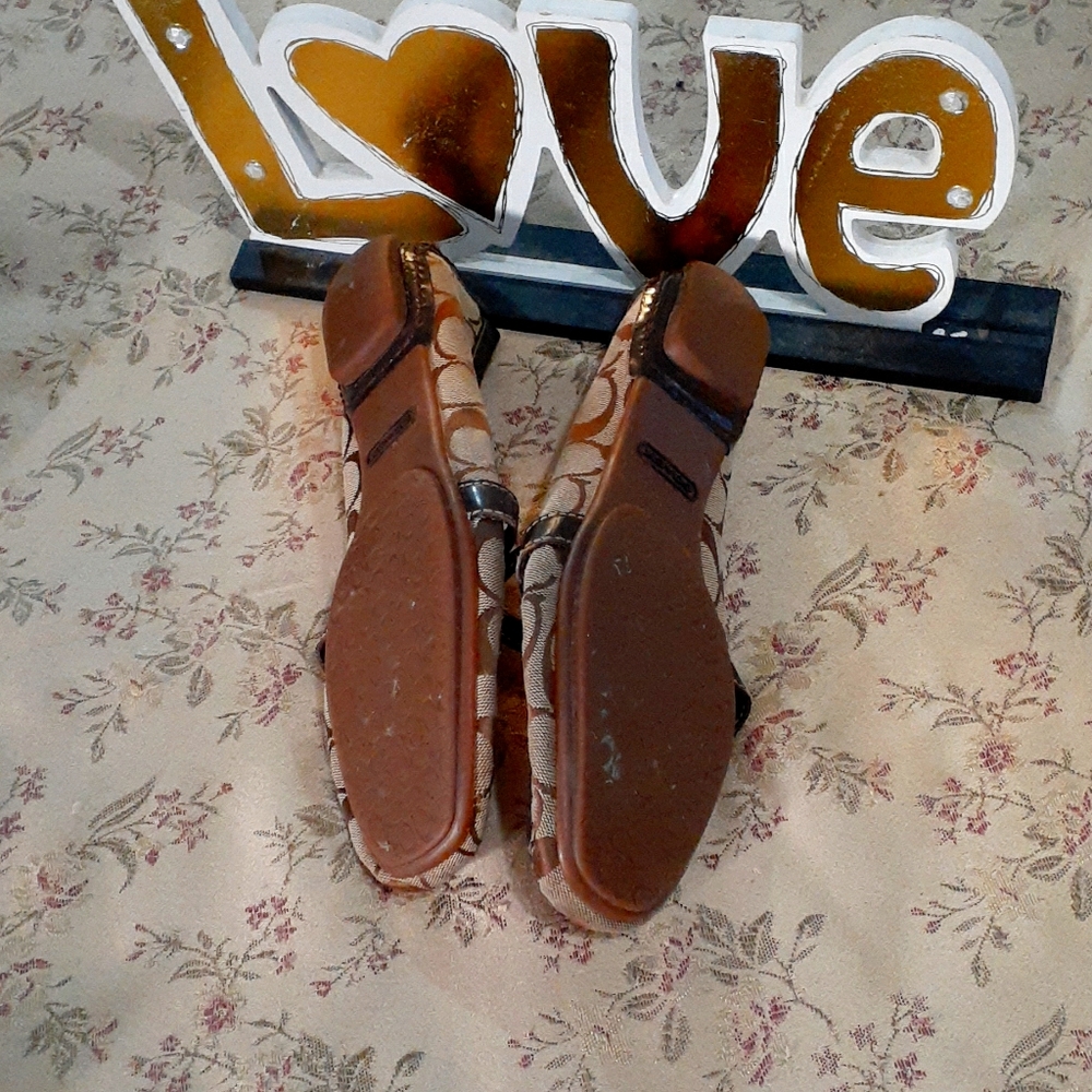 Coach shoe size 9 - Picture 4 of 4